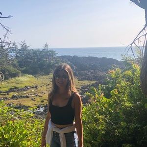 Meet your Posher, Ally